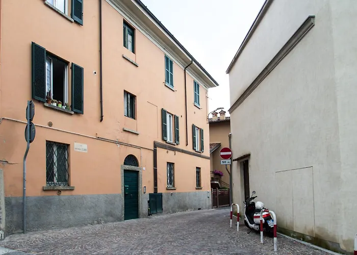 Your Refuge In - Lecco