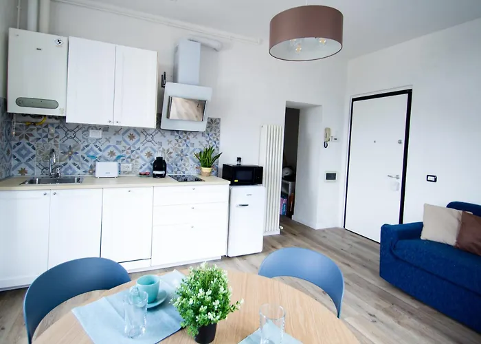 아파트 Your Refuge In -